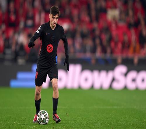 罗马诺：我保证曼联没有告诉霍伊伦他已经不在计划之中