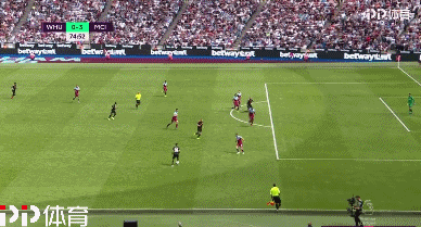 体坛：多家中超球队有意全北队长朴镇燮，浙江队目前最接近